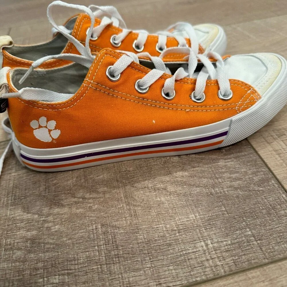 CLEMSON TIGERS WOMENS LOW TOP SNEAKER SHOES SIZE 6M